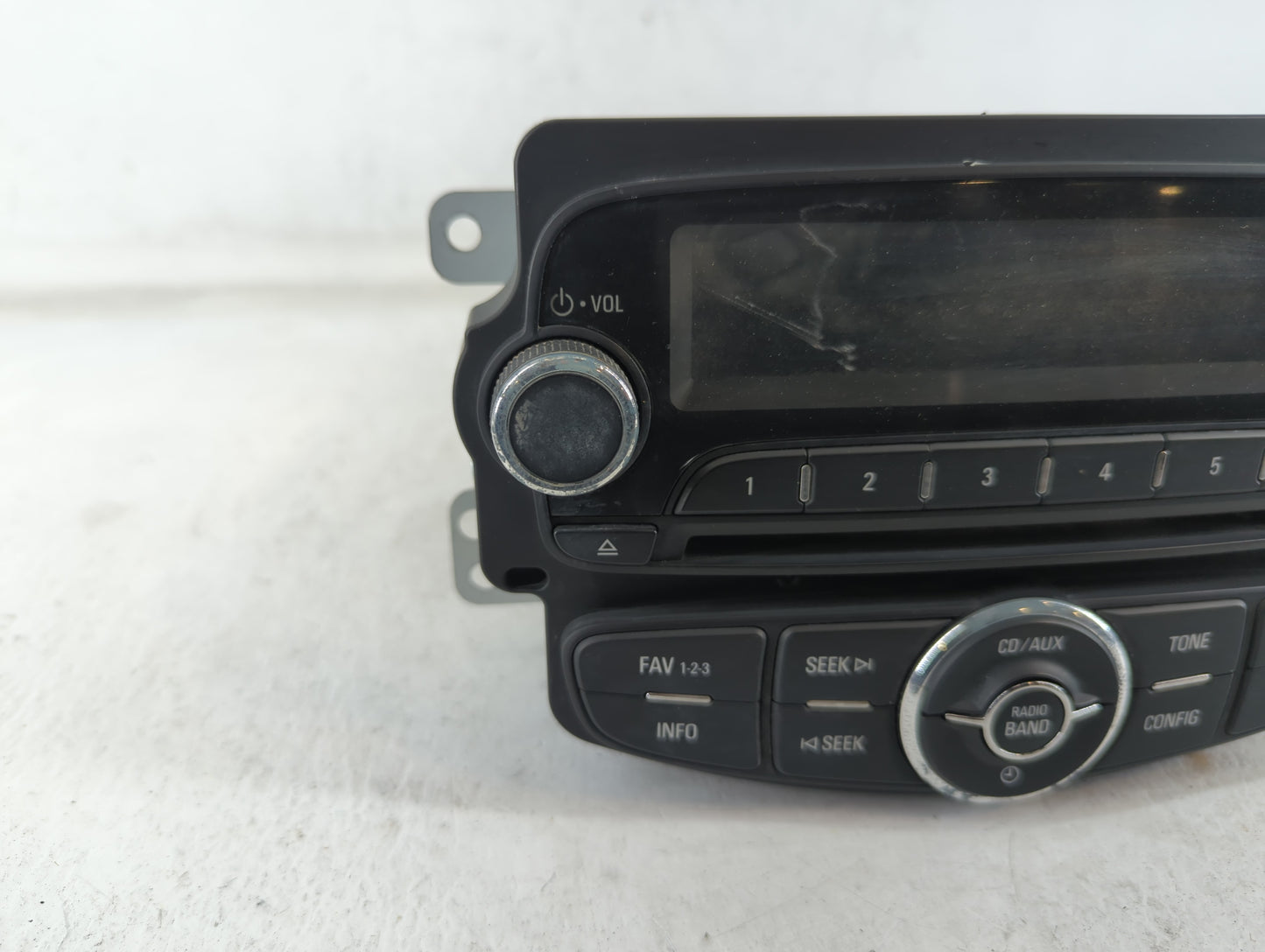 2012 Chevrolet Sonic Radio AM FM Cd Player Receiver Replacement P/N:95179057 Fits OEM Used Auto Parts - Oemusedautoparts1.co