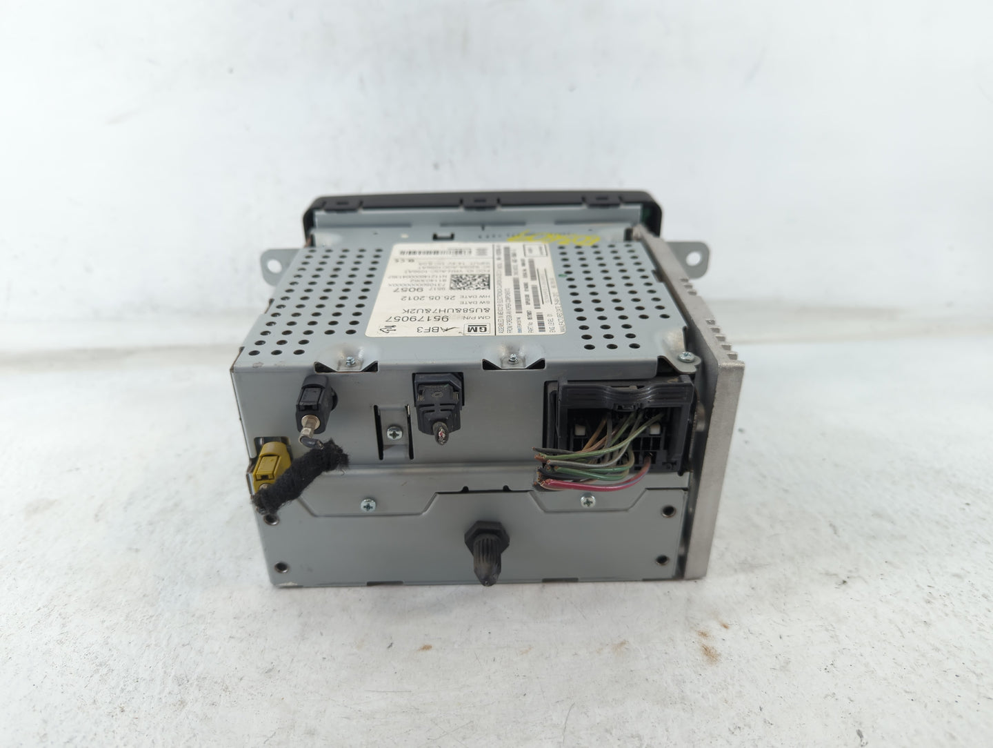 2012 Chevrolet Sonic Radio AM FM Cd Player Receiver Replacement P/N:95179057 Fits OEM Used Auto Parts - Oemusedautoparts1.co