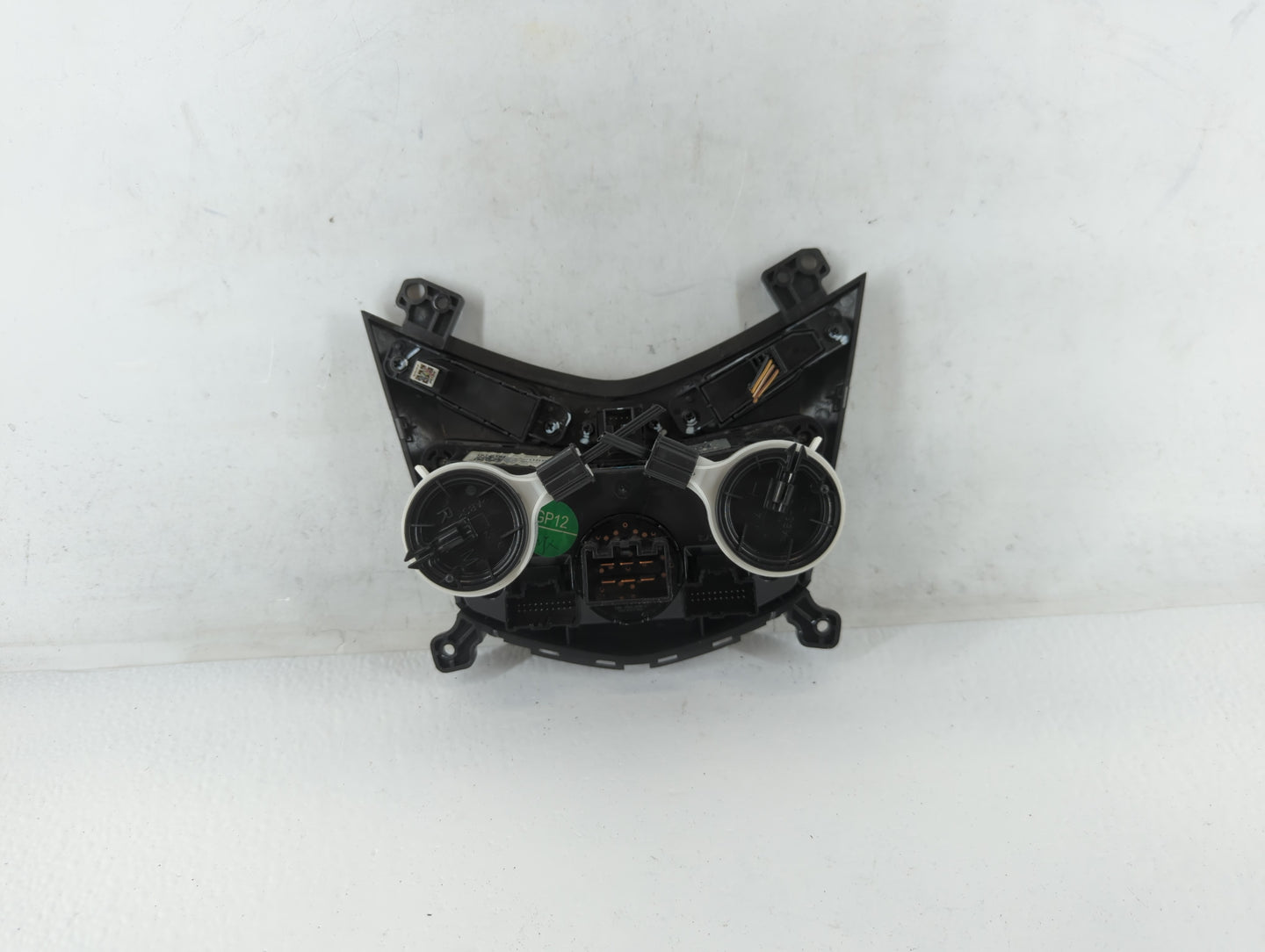 2012 Chevrolet Sonic Climate Control Module Temperature AC/Heater Replacement P/N:95076687 Fits OEM Used Auto Parts - Oemuse