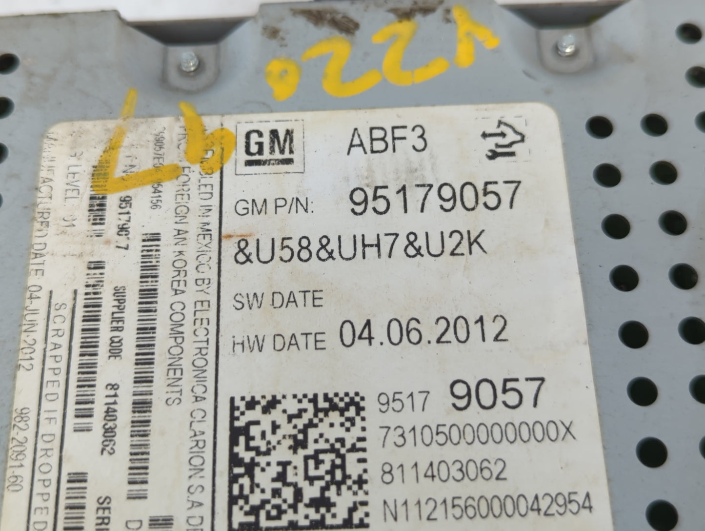 2012-2012 Chevrolet Sonic Am Fm Cd Player Radio Receiver - Oemusedautoparts1.com