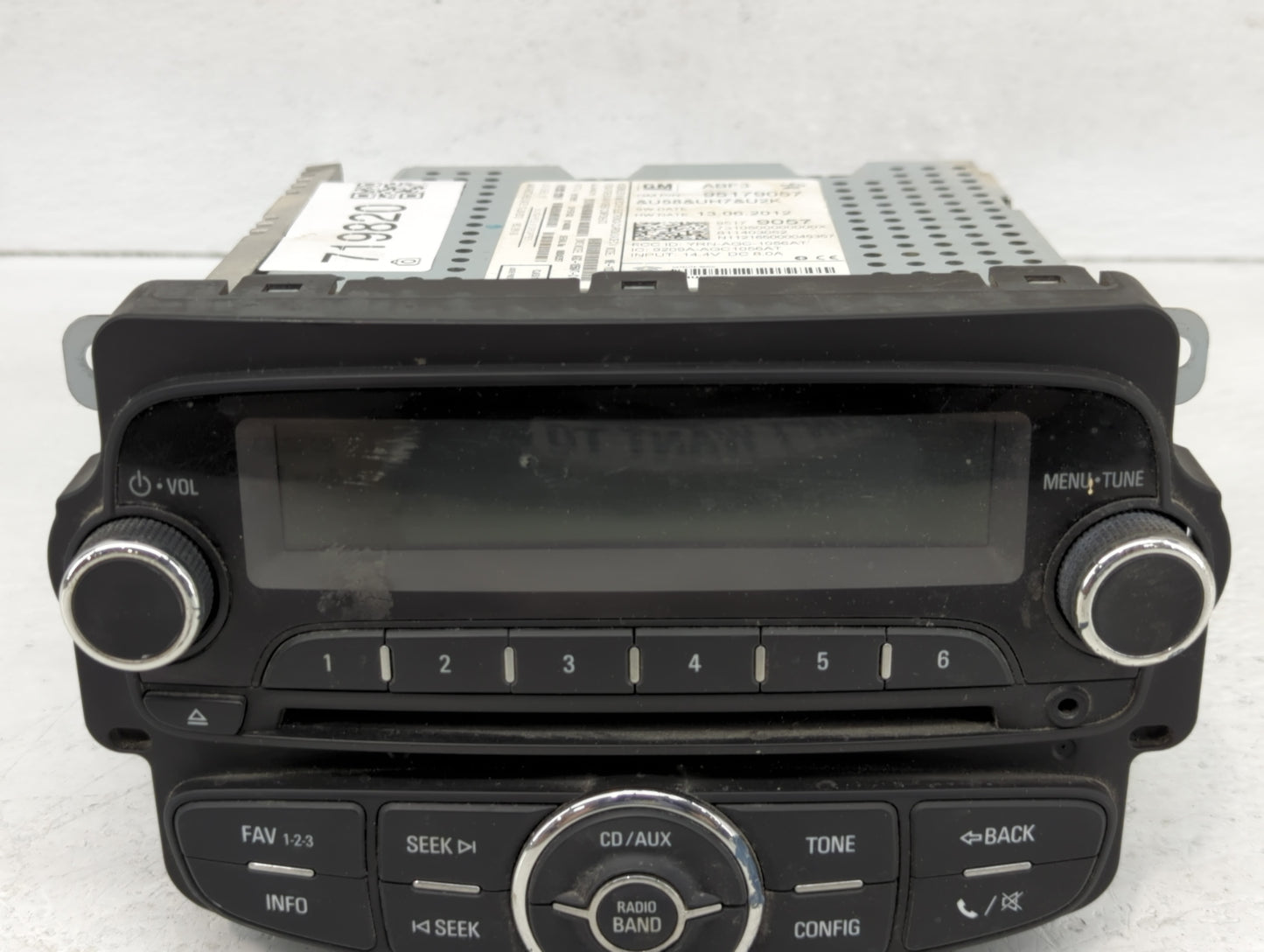 2012-2012 Chevrolet Sonic Am Fm Cd Player Radio Receiver - Oemusedautoparts1.com