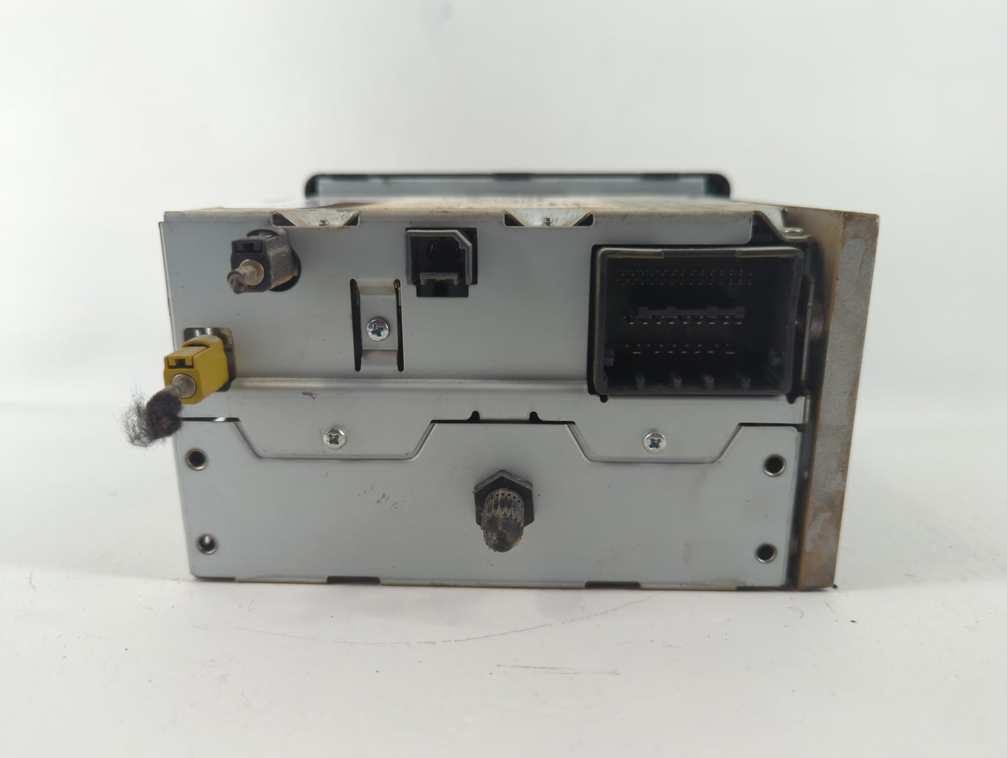 2012-2012 Chevrolet Sonic Am Fm Cd Player Radio Receiver - Oemusedautoparts1.com