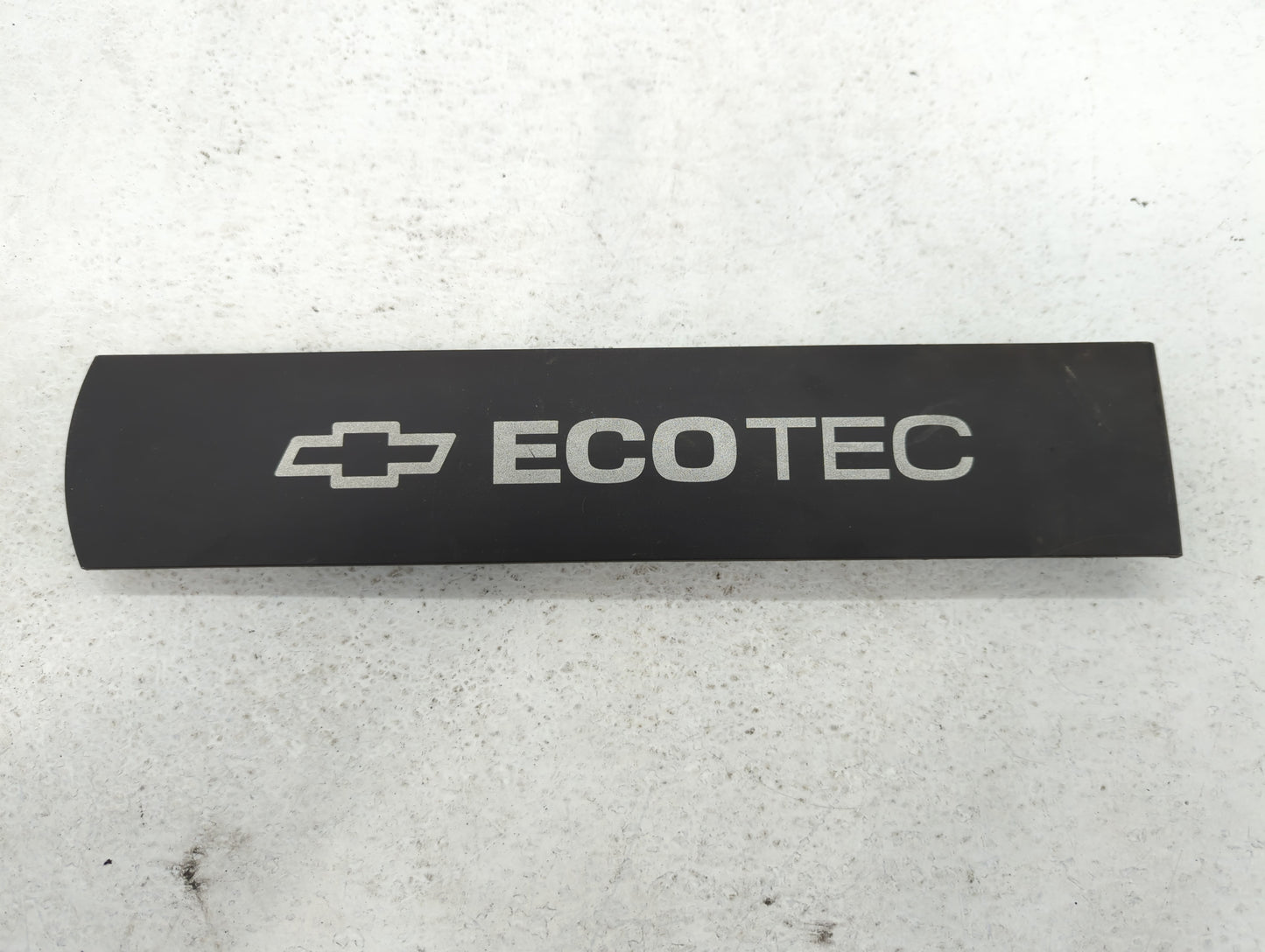 2012 Chevrolet Sonic Engine Cover - Oemusedautoparts1.com