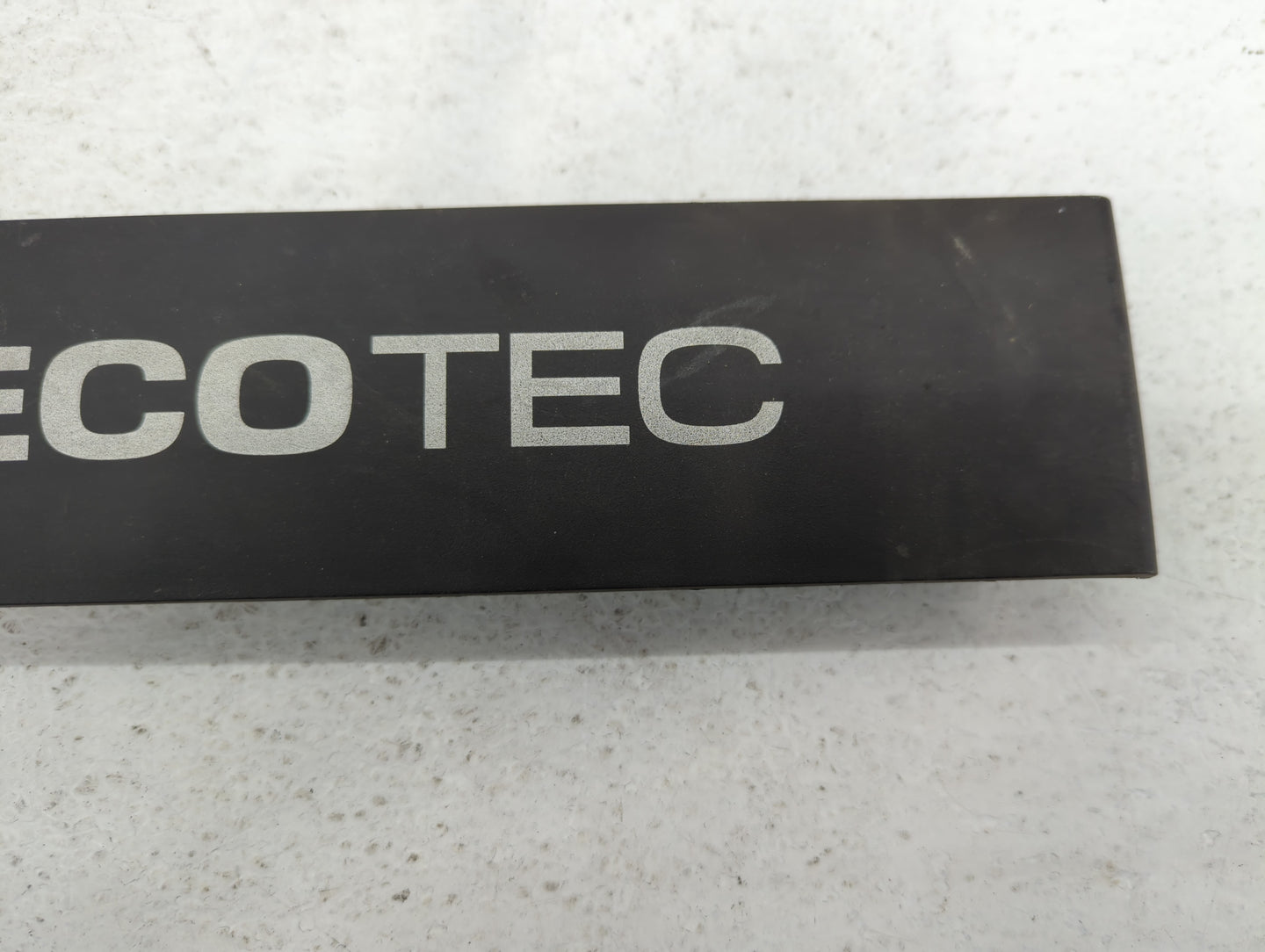 2012 Chevrolet Sonic Engine Cover - Oemusedautoparts1.com