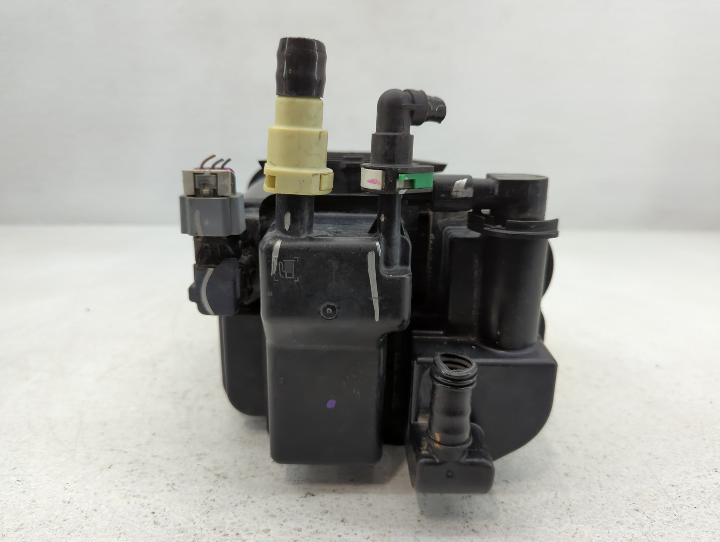 2012 Chevrolet Sonic Fuel Vapor Charcoal Canister - Oemusedautoparts1.com