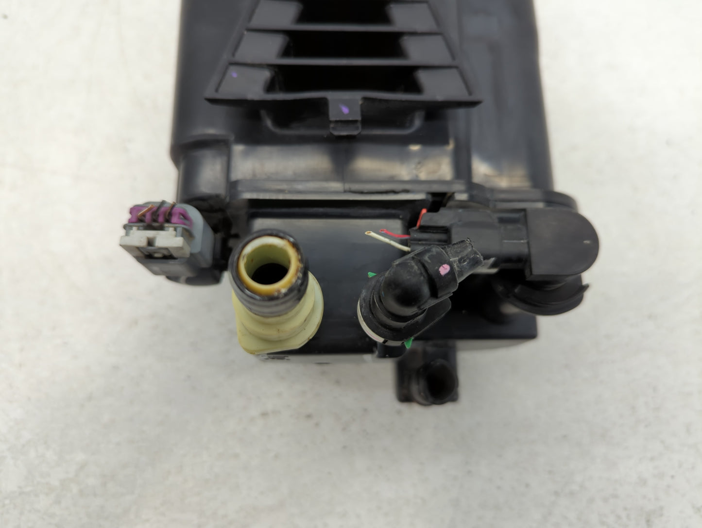 2012 Chevrolet Sonic Fuel Vapor Charcoal Canister - Oemusedautoparts1.com
