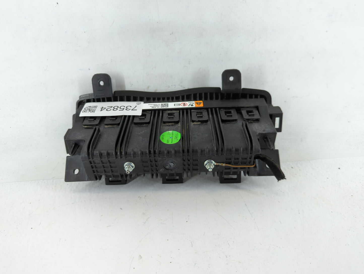 2012-2019 Chevrolet Sonic Air Bag Driver Left Knee OEM P/N:95904799 Fits Fits 2012 2013 2014 2015 2016 2017 2018 2019 OEM Us