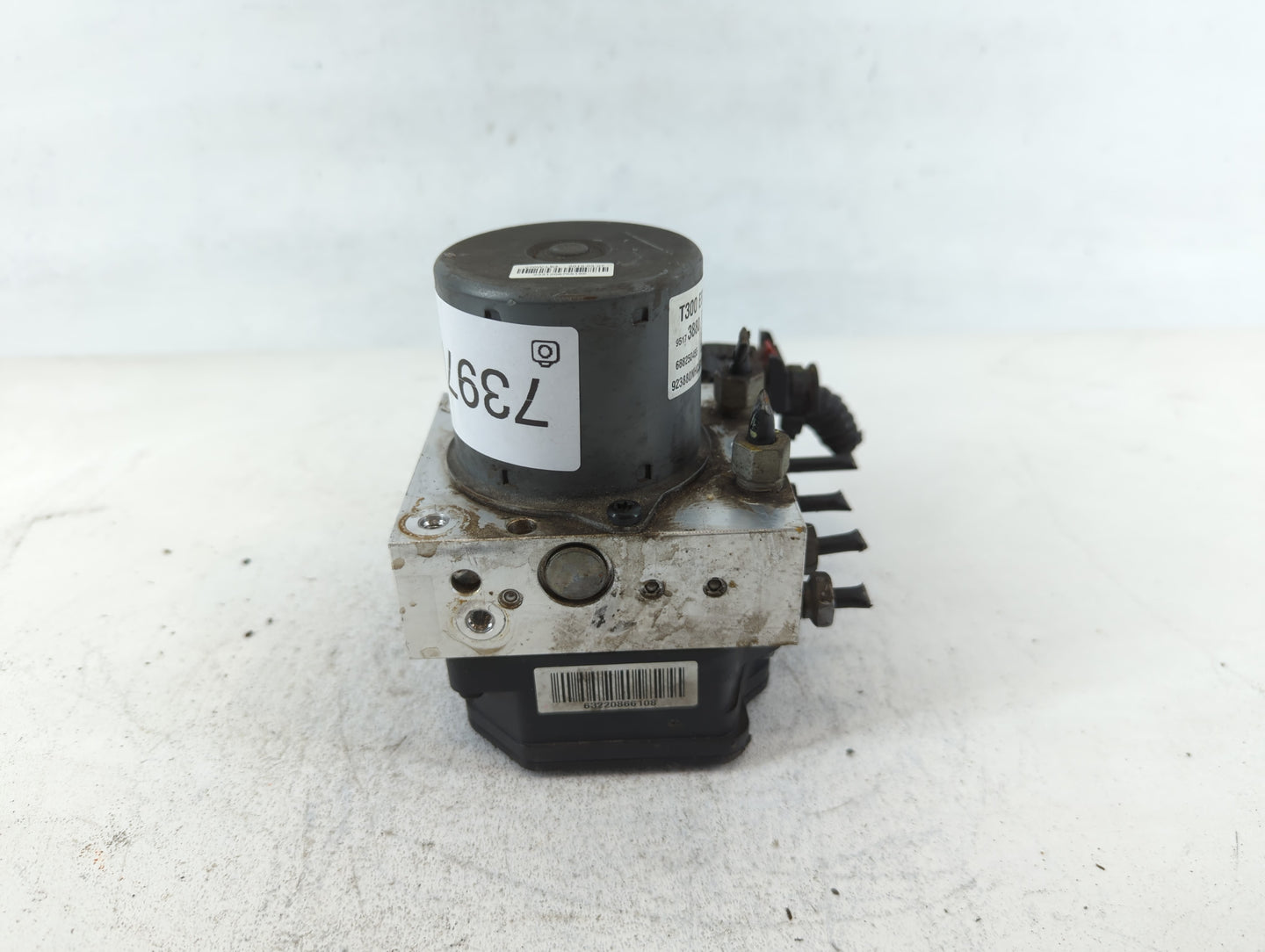 2012-2013 Chevrolet Sonic ABS Pump Control Module Replacement P/N:95173880 Fits Fits 2012 2013 OEM Used Auto Parts - Oemused