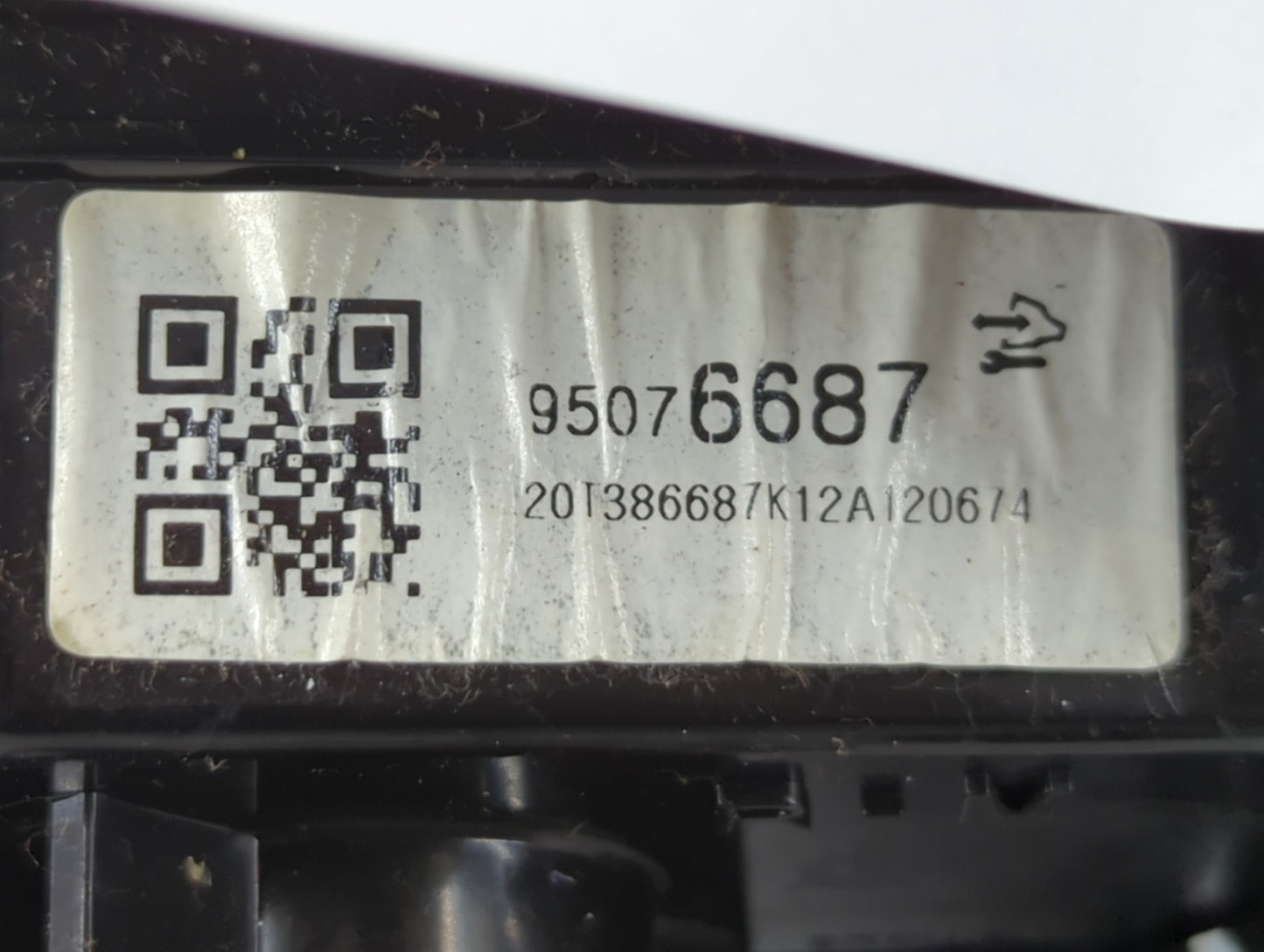 2012 Chevrolet Sonic Climate Control Module Temperature AC/Heater Replacement P/N:95076687 Fits OEM Used Auto Parts - Oemuse