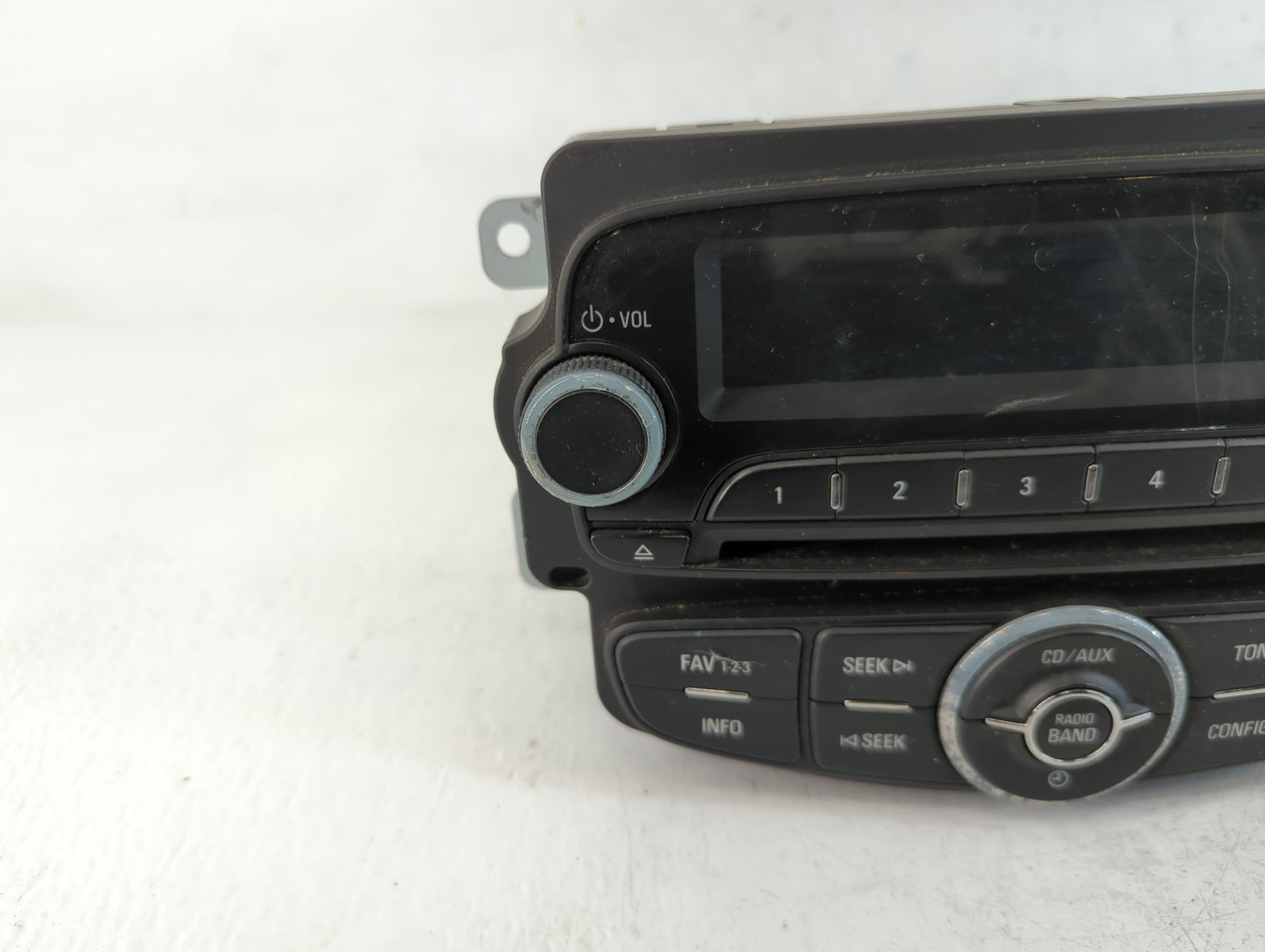 2012 Chevrolet Sonic Radio AM FM Cd Player Receiver Replacement P/N:95179057 Fits OEM Used Auto Parts - Oemusedautoparts1.co