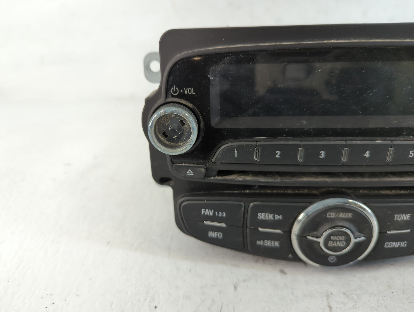 2012-2012 Chevrolet Sonic Am Fm Cd Player Radio Receiver - Oemusedautoparts1.com