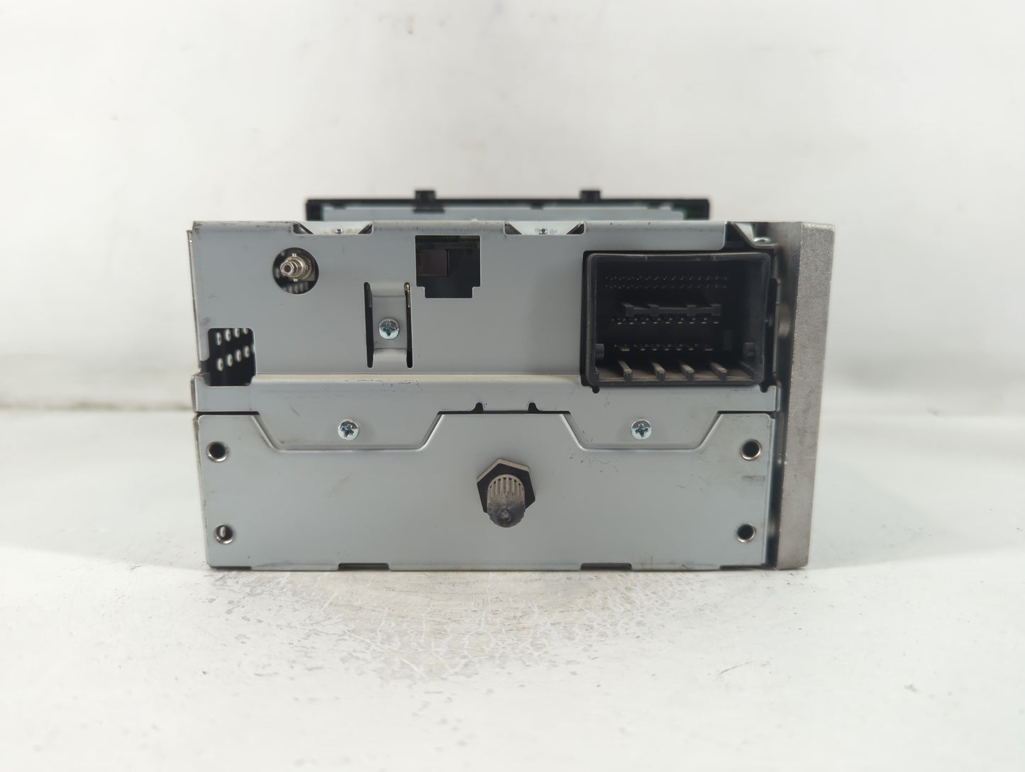 2012 Chevrolet Sonic Radio AM FM Cd Player Receiver Replacement P/N:95179018 Fits OEM Used Auto Parts - Oemusedautoparts1.co