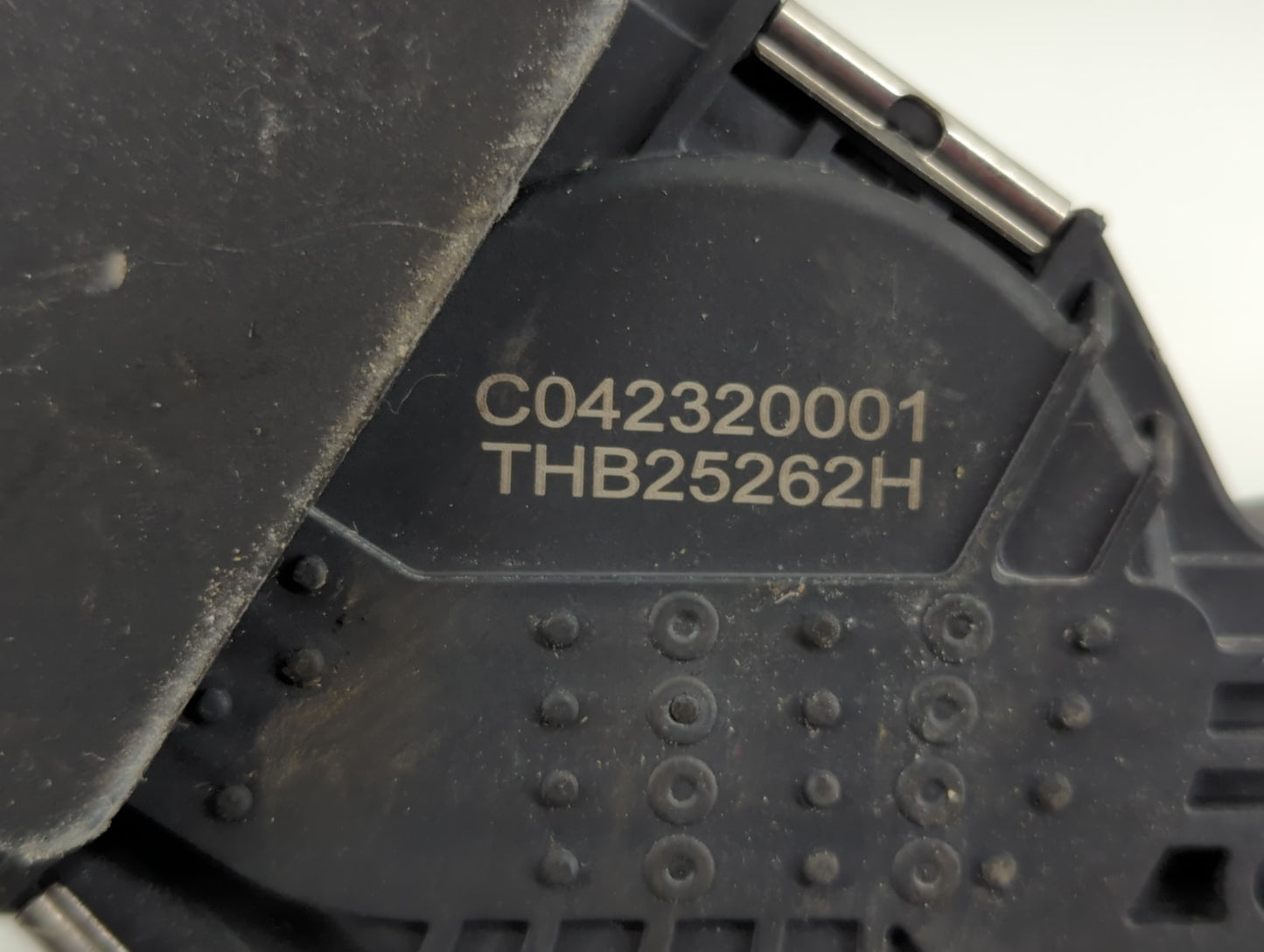 2012-2018 Chevrolet Sonic Throttle Body P/N:THB25262H C042320001 Fits Fits 2009 2010 2011 2012 2013 2014 2015 2016 2017 2018