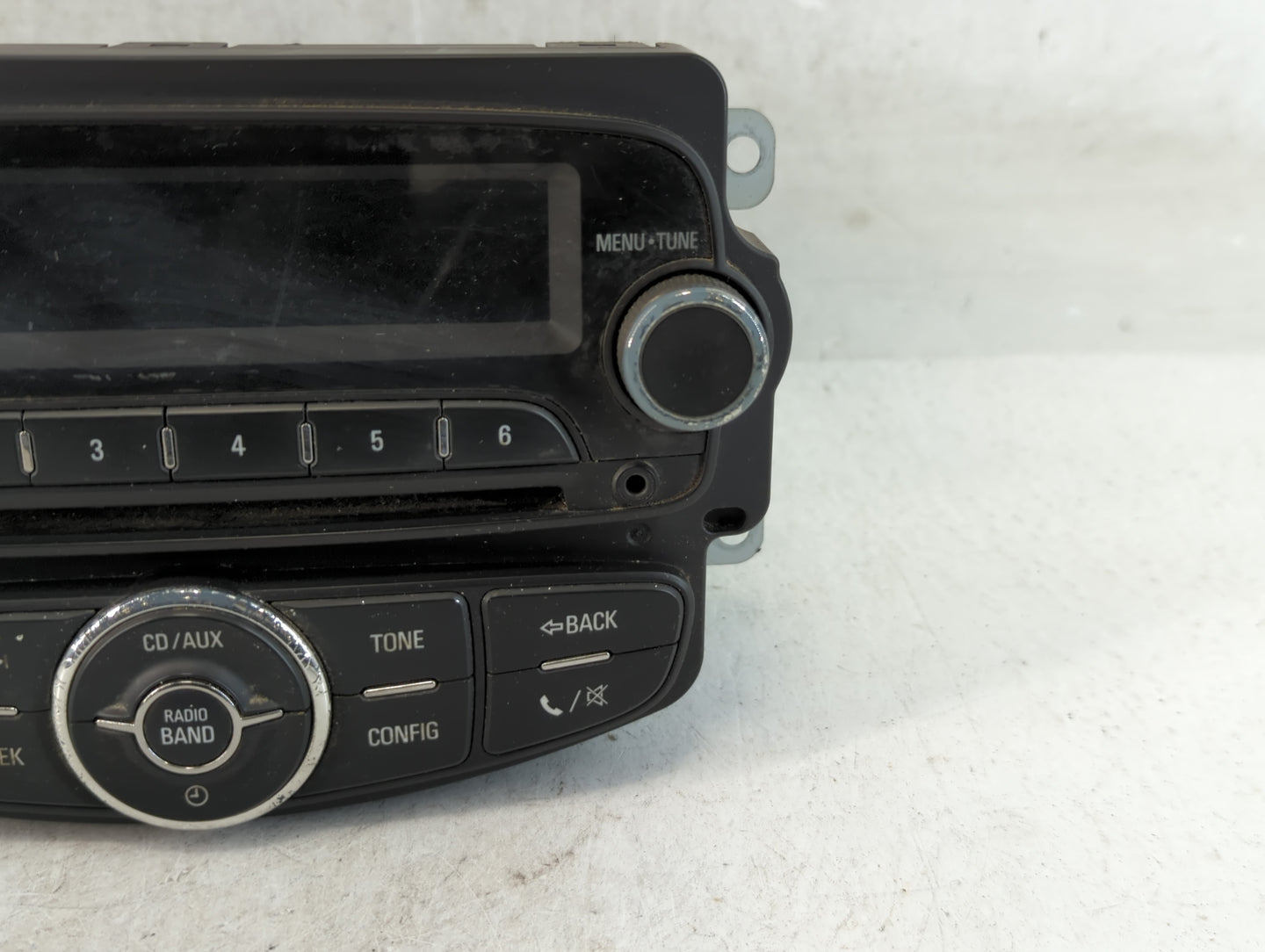 2012 Chevrolet Sonic Radio AM FM Cd Player Receiver Replacement P/N:811403062 95909138 Fits OEM Used Auto Parts - Oemusedaut