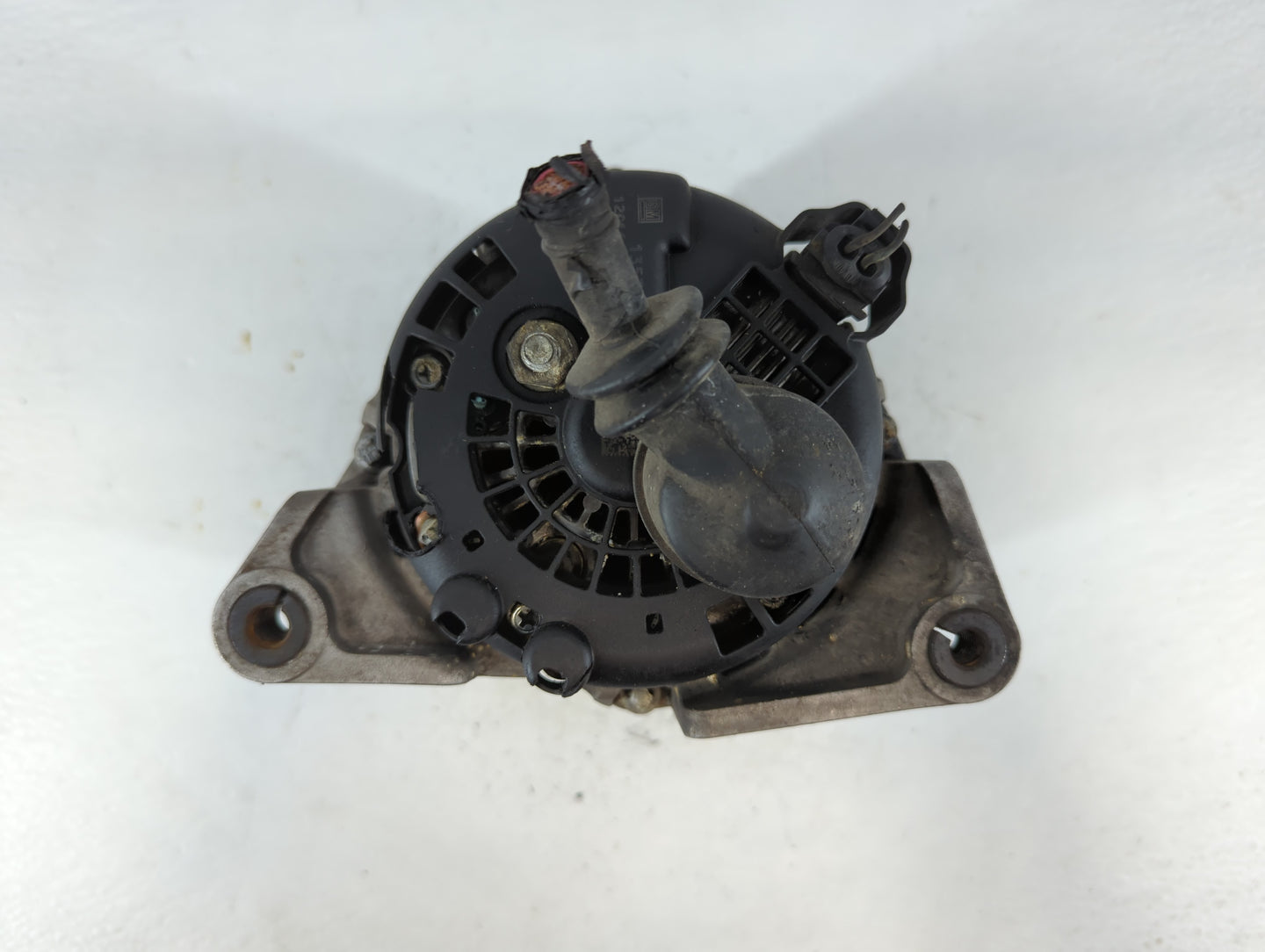 2012-2019 Chevrolet Sonic Alternator Replacement Generator Charging Assembly Engine OEM P/N:14V,100A 12C16 Fits OEM Used Aut