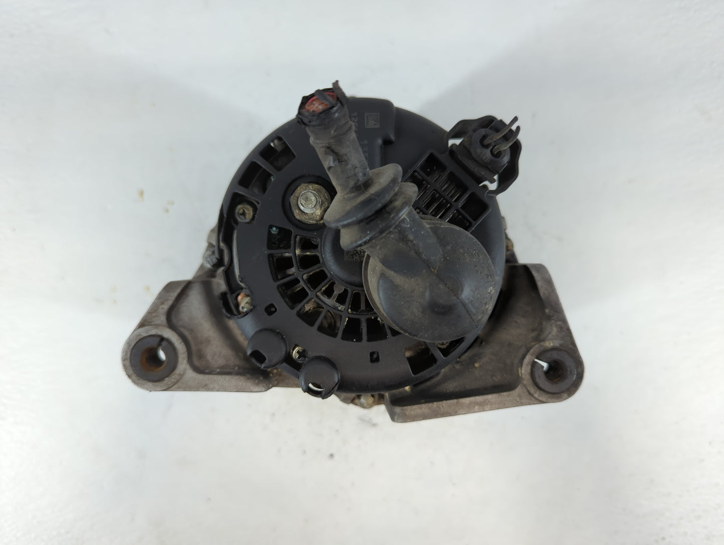 2012-2019 Chevrolet Sonic Alternator Replacement Generator Charging Assembly Engine OEM P/N:14V,100A 12C16 Fits OEM Used Aut