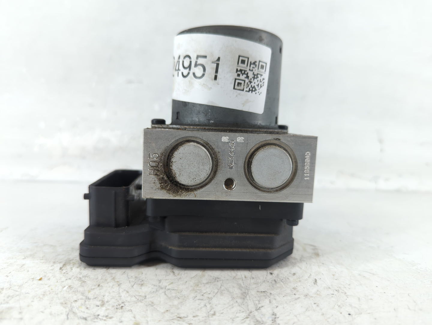 2012-2013 Chevrolet Sonic ABS Pump Control Module Replacement P/N:95173880 Fits Fits 2012 2013 OEM Used Auto Parts - Oemused