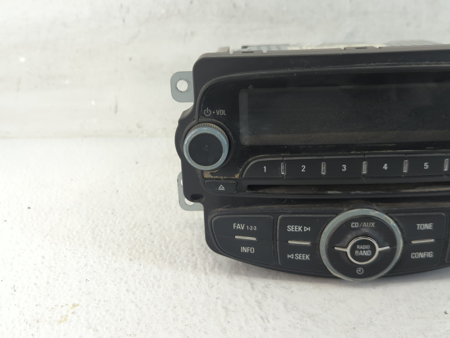2012 Chevrolet Sonic Radio AM FM Cd Player Receiver Replacement P/N:95179057 Fits OEM Used Auto Parts - Oemusedautoparts1.co