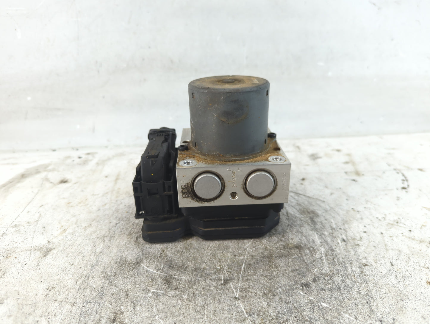 2012-2013 Chevrolet Sonic ABS Pump Control Module Replacement P/N:95173880 Fits Fits 2012 2013 OEM Used Auto Parts - Oemused