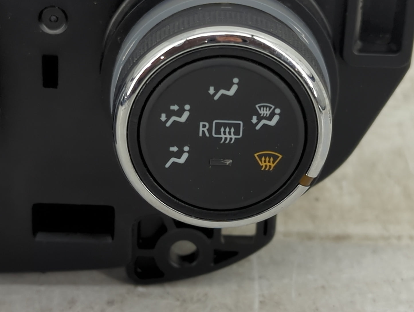 2012 Chevrolet Spark Climate Control Module Temperature AC/Heater Replacement P/N:42620151 3230100000000X, 694860210 Fits OE