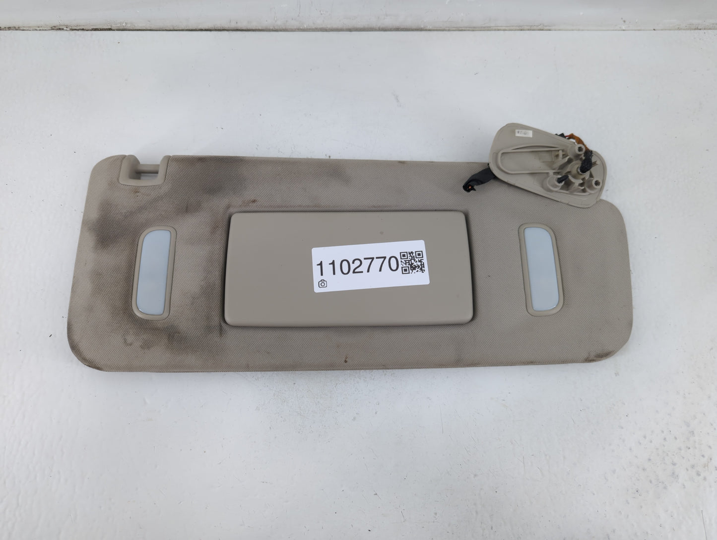 2007-2014 Chevrolet Suburban 1500 Sun Visor Shade Replacement Passenger Right Mirror Fits OEM Used Auto Parts - Oemusedautop