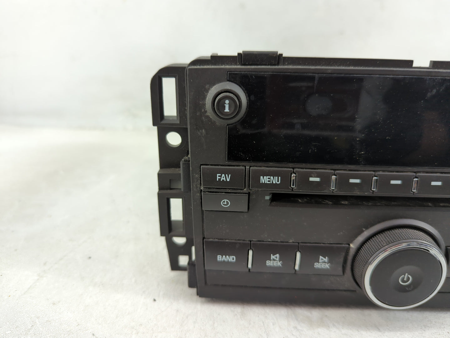 2010-2014 Chevrolet Suburban 1500 Radio AM FM Cd Player Receiver Replacement P/N:20934593 28256335 Fits OEM Used Auto Parts 
