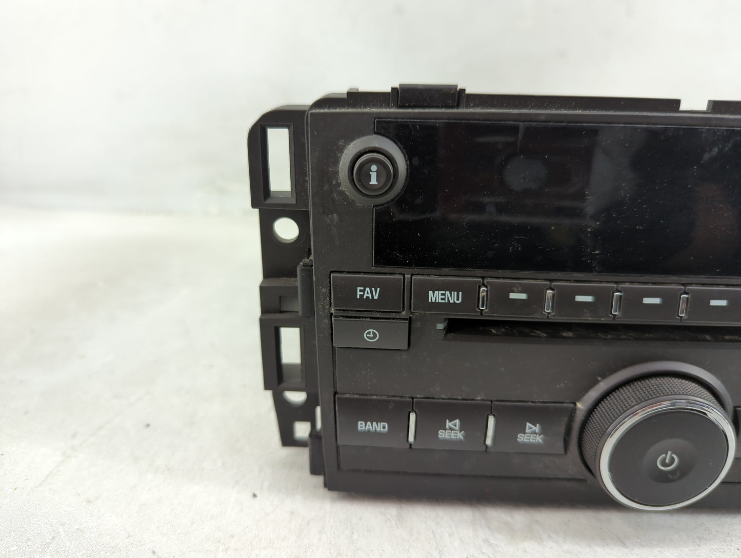 2010-2014 Chevrolet Suburban 1500 Radio AM FM Cd Player Receiver Replacement P/N:20934593 28256335 Fits OEM Used Auto Parts 
