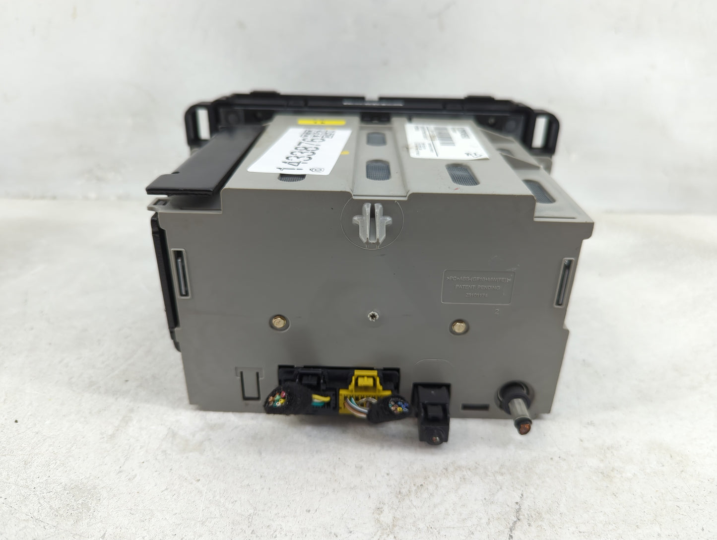 2010-2014 Chevrolet Suburban 1500 Radio AM FM Cd Player Receiver Replacement P/N:20934593 28256335 Fits OEM Used Auto Parts 