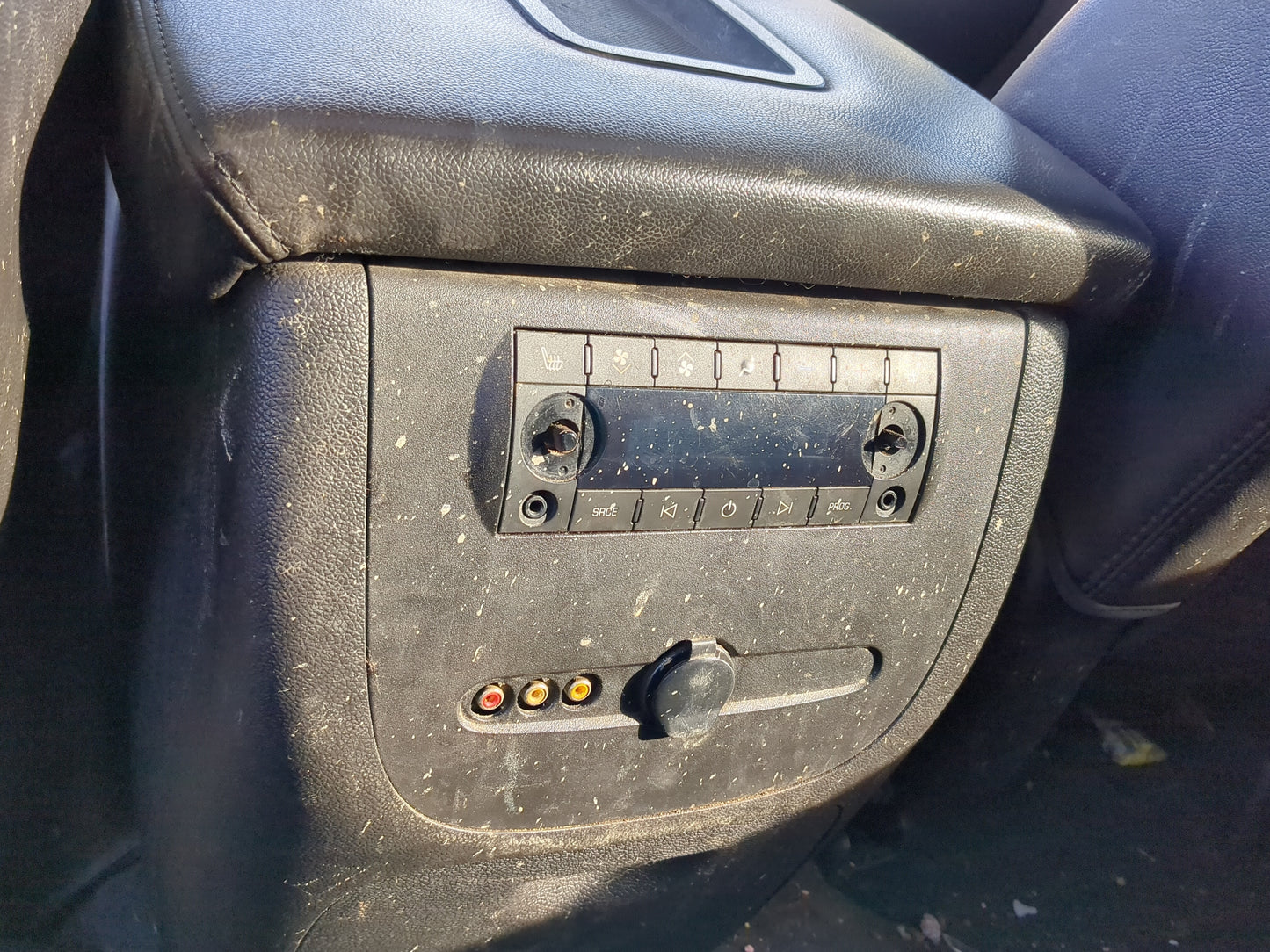 2007-2014 Chevrolet Tahoe Climate Control Module Temperature AC/Heater Replacement Fits OEM Used Auto Parts - Oemusedautopar