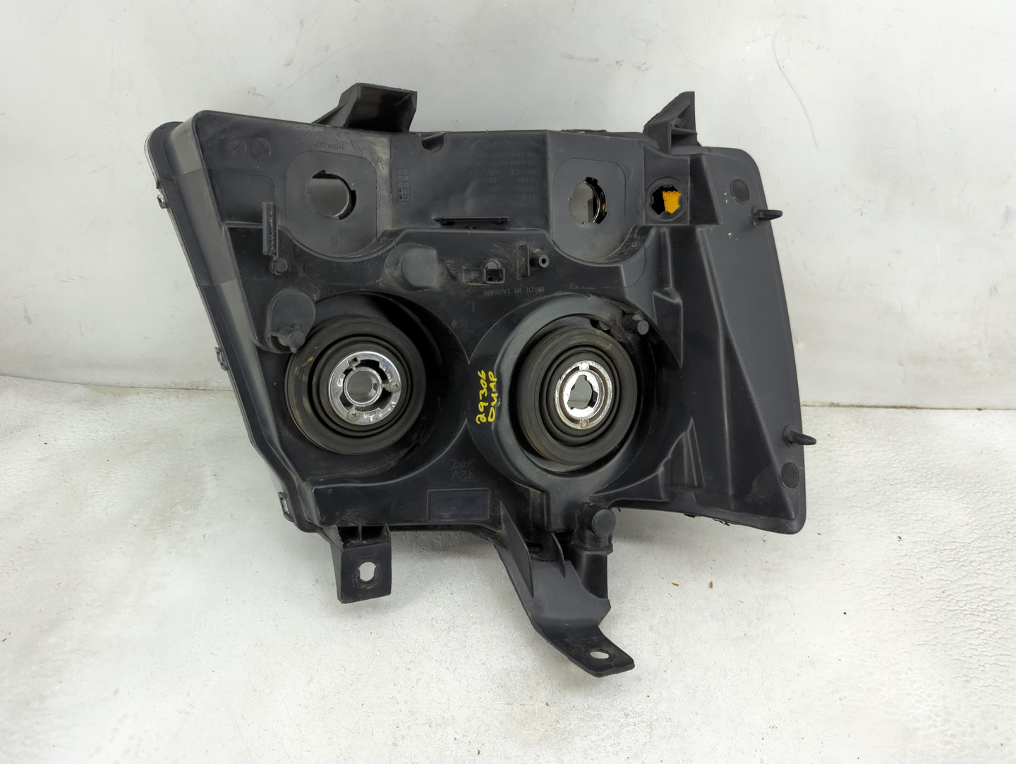 2007-2014 Chevrolet Tahoe Passenger Right Oem Head Light Headlight Lamp - Oemusedautoparts1.com