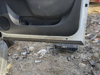 2011-2014 Chevrolet Tahoe Passenger Front Door Oem 1220378 - Oemusedautoparts1.com
