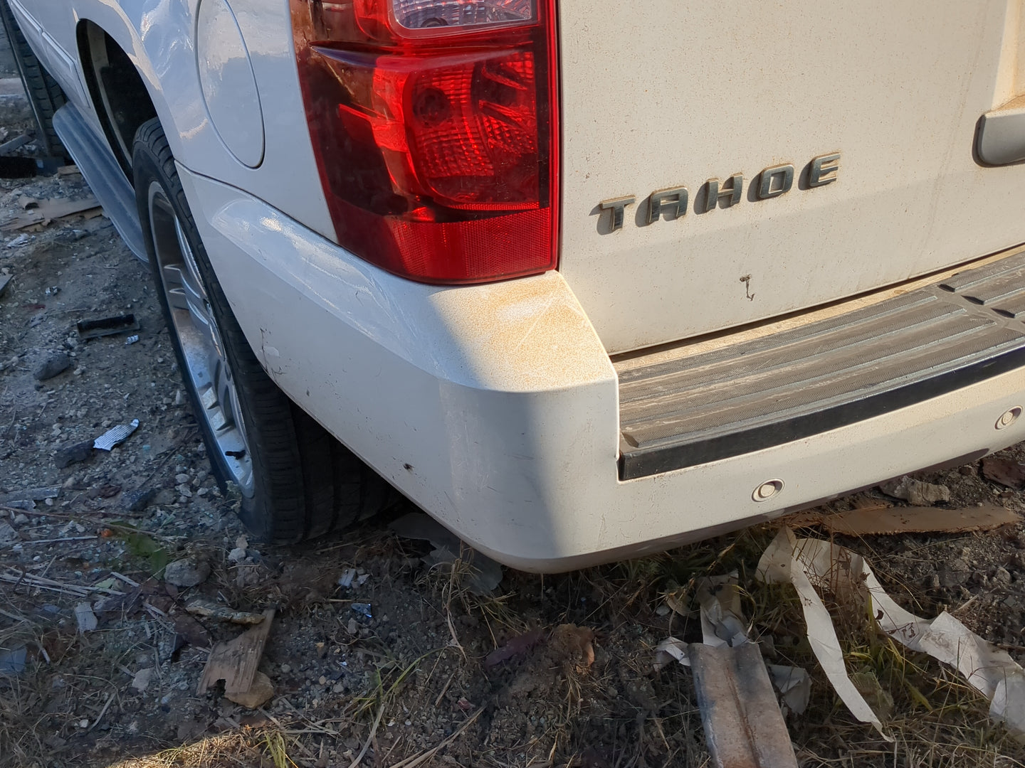 2007-2014 Chevrolet Tahoe Rear Bumper Assembly Oem - Oemusedautoparts1.com