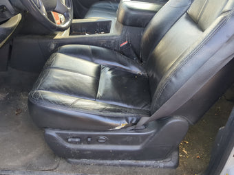 compare product 2012-2014 Chevrolet Tahoe Driver Front Seat Oem 1220489
