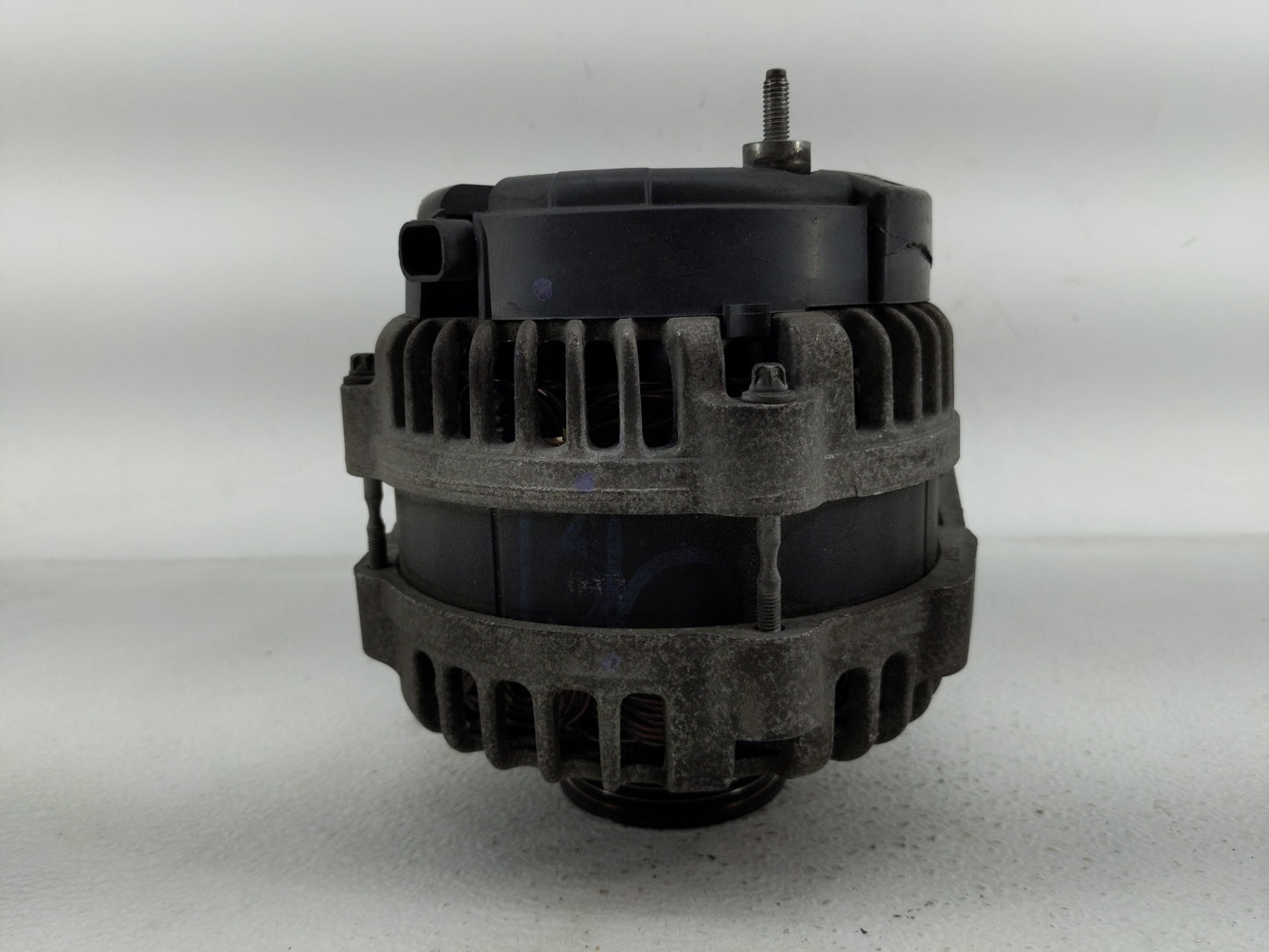 2007-2014 Chevrolet Tahoe Alternator Replacement Generator Charging Assembly Engine OEM Fits OEM Used Auto Parts - Oemusedau