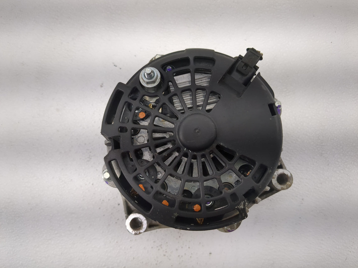 2007-2014 Chevrolet Tahoe Alternator Replacement Generator Charging Assembly Engine OEM Fits OEM Used Auto Parts - Oemusedau