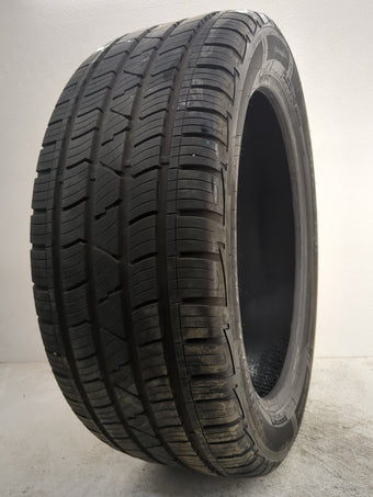 compare product Used Tire 285/45R22 MASTERCRAFT COURSER QUEST 114H - Tread Depth 9/32