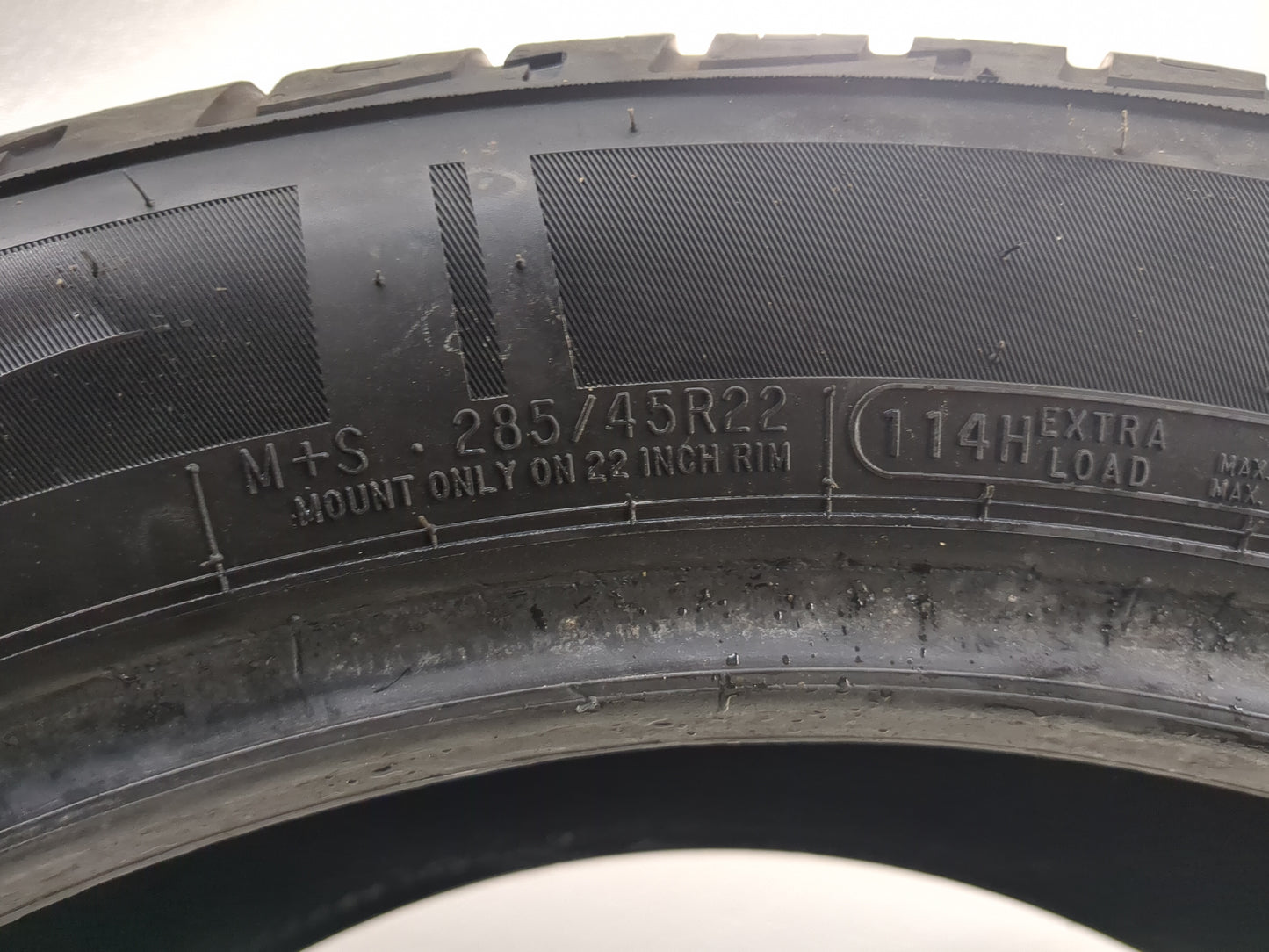 Used Tire 285/45R22 MASTERCRAFT COURSER QUEST 114H - Tread Depth 9/32 - Oemusedautoparts1.com