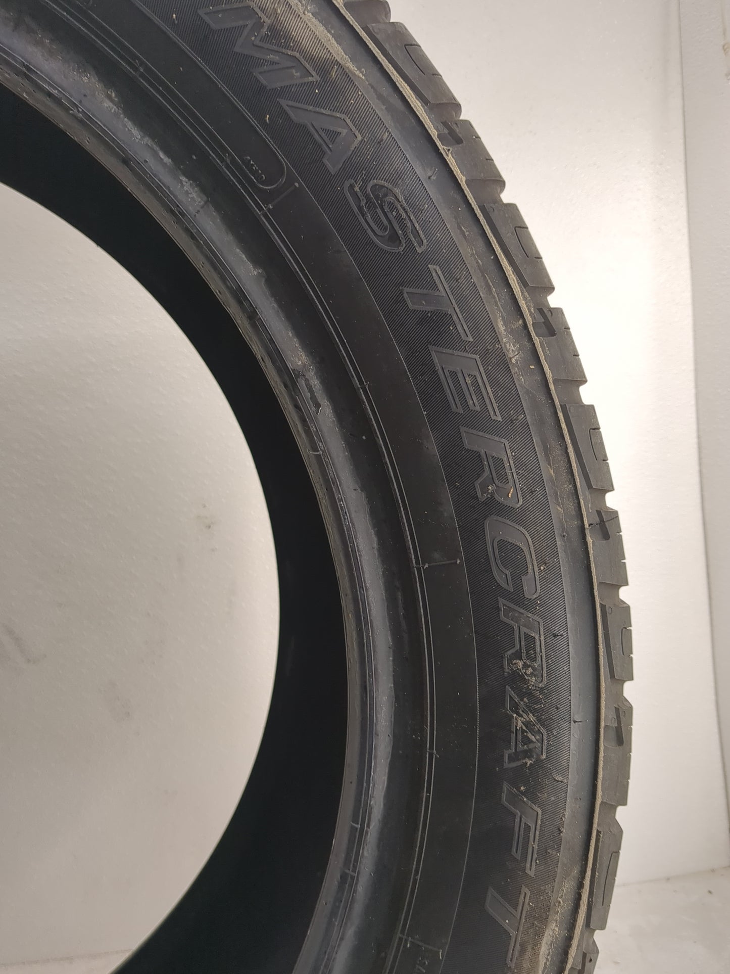 Used Tire 285/45R22 MASTERCRAFT COURSER QUEST 114H - Tread Depth 9/32 - Oemusedautoparts1.com