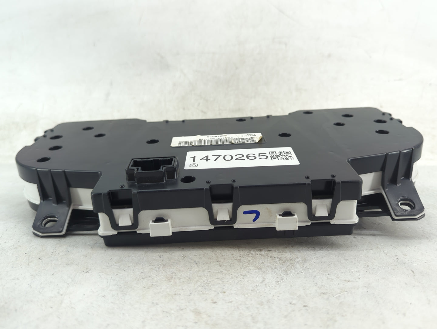 2009-2014 Chevrolet Tahoe Instrument Cluster Speedometer Gauges P/N:20956771 22897801122TK15M Miles:108K Fits OEM Used Auto 