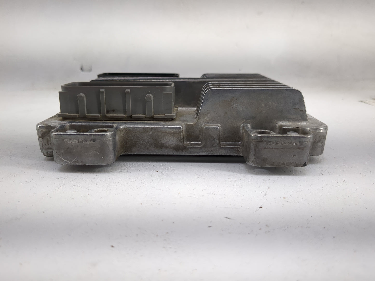 2010-2014 Chevrolet Tahoe PCM Engine Control Computer ECU ECM PCU OEM P/N:12647990 12633238 Fits OEM Used Auto Parts - Oemus