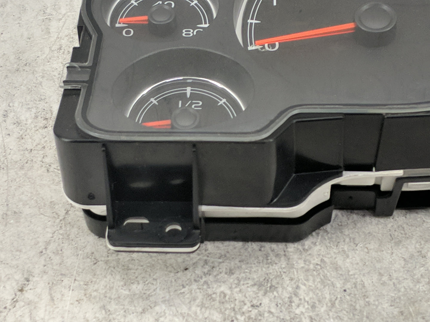 2009-2014 Chevrolet Tahoe Instrument Cluster Speedometer Gauges P/N:28278978 20958771 Miles: Fits OEM Used Auto Parts - Oemu
