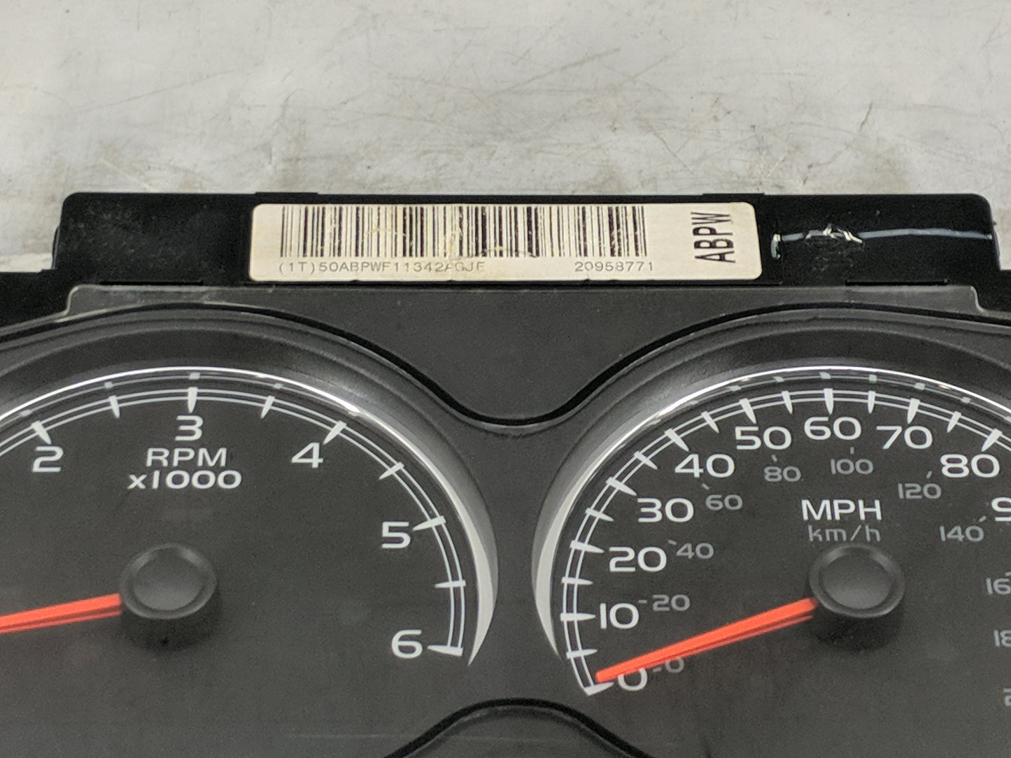 2009-2014 Chevrolet Tahoe Instrument Cluster Speedometer Gauges P/N:28278978 20958771 Miles: Fits OEM Used Auto Parts - Oemu