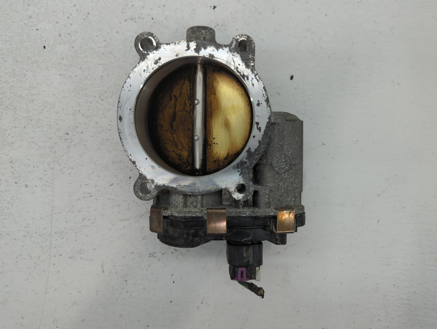 2009-2014 Chevrolet Tahoe Throttle Body P/N:RME873C9992 Fits Fits 2009 2010 2011 2012 2013 2014 2015 OEM Used Auto Parts - O