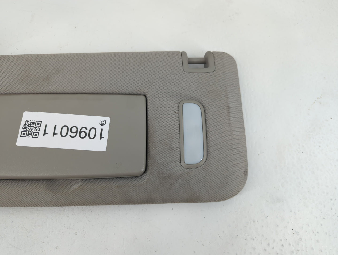 2012 Chevrolet Traverse Sun Visor Shade Replacement Driver Left Mirror Fits OEM Used Auto Parts - Oemusedautoparts1.com