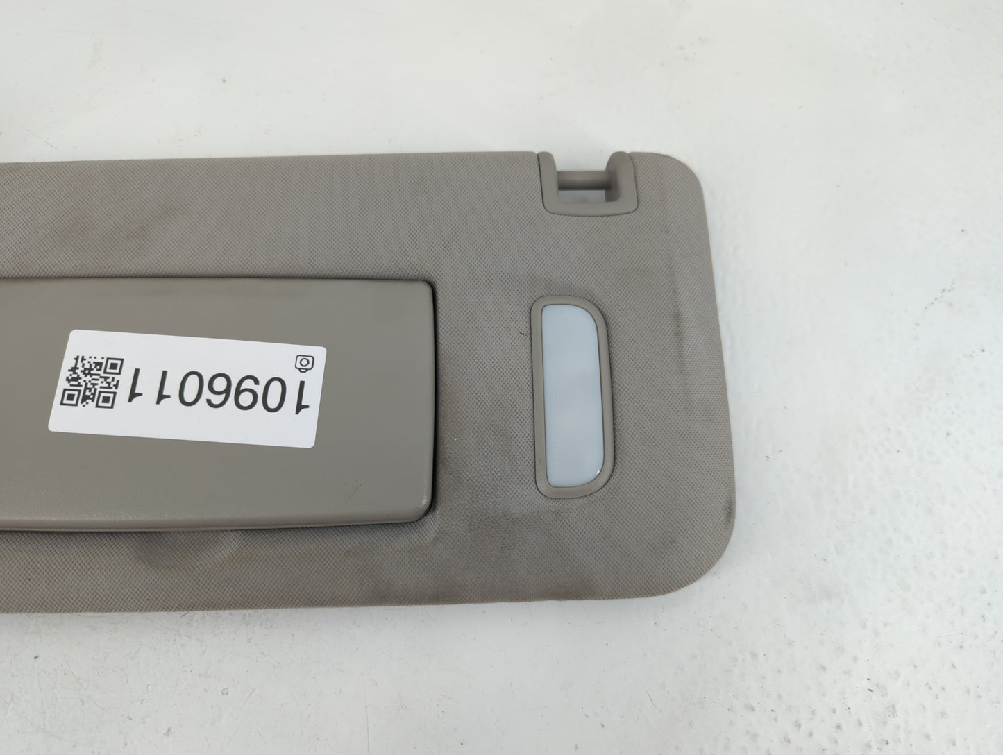 2012 Chevrolet Traverse Sun Visor Shade Replacement Driver Left Mirror Fits OEM Used Auto Parts - Oemusedautoparts1.com