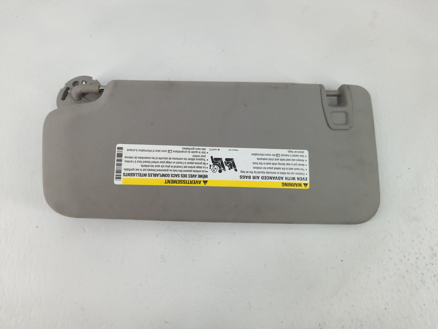 2012 Chevrolet Traverse Sun Visor Shade Replacement Driver Left Mirror Fits OEM Used Auto Parts - Oemusedautoparts1.com