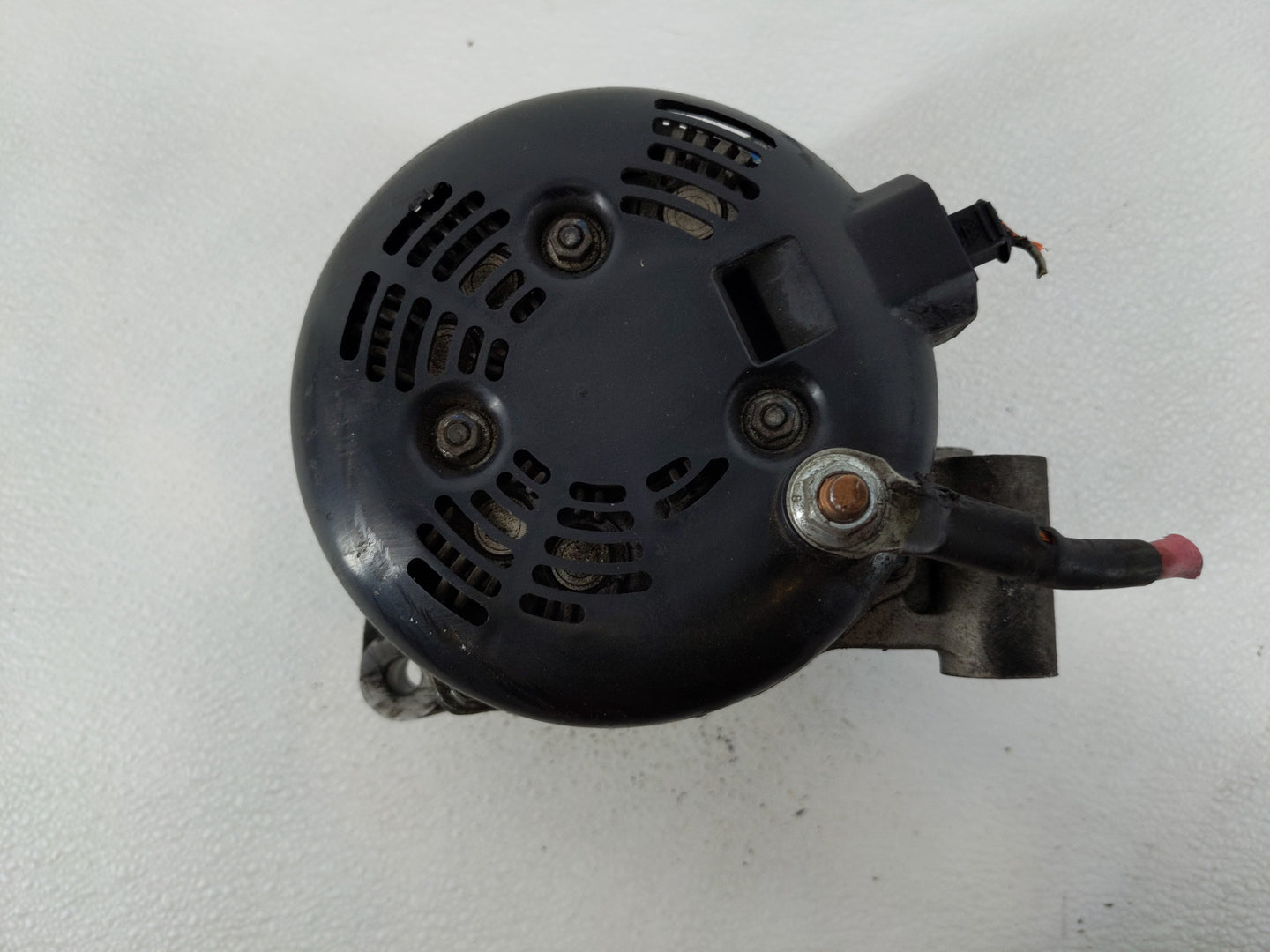 2013 Chevrolet Traverse Alternator Replacement Generator Charging Assembly Engine OEM Fits Fits 2007 2008 2009 2010 2011 201