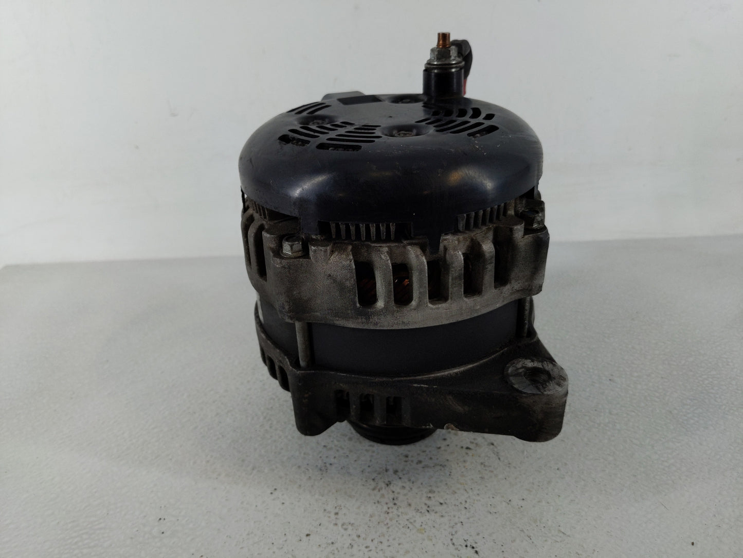 2013 Chevrolet Traverse Alternator Replacement Generator Charging Assembly Engine OEM Fits Fits 2007 2008 2009 2010 2011 201