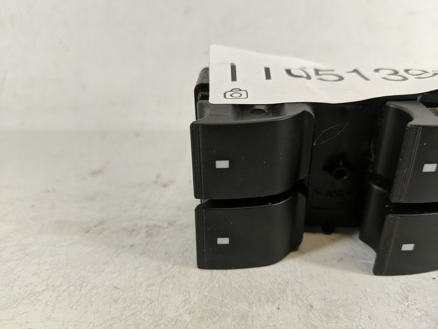 2012 Chevrolet Traverse Master Power Window Switch Replacement Driver Side Left P/N:20945129 Fits OEM Used Auto Parts - Oemu