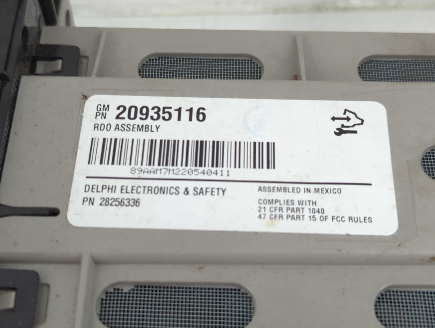 2012 Chevrolet Traverse Radio AM FM Cd Player Receiver Replacement P/N:20935116 Fits OEM Used Auto Parts - Oemusedautoparts1